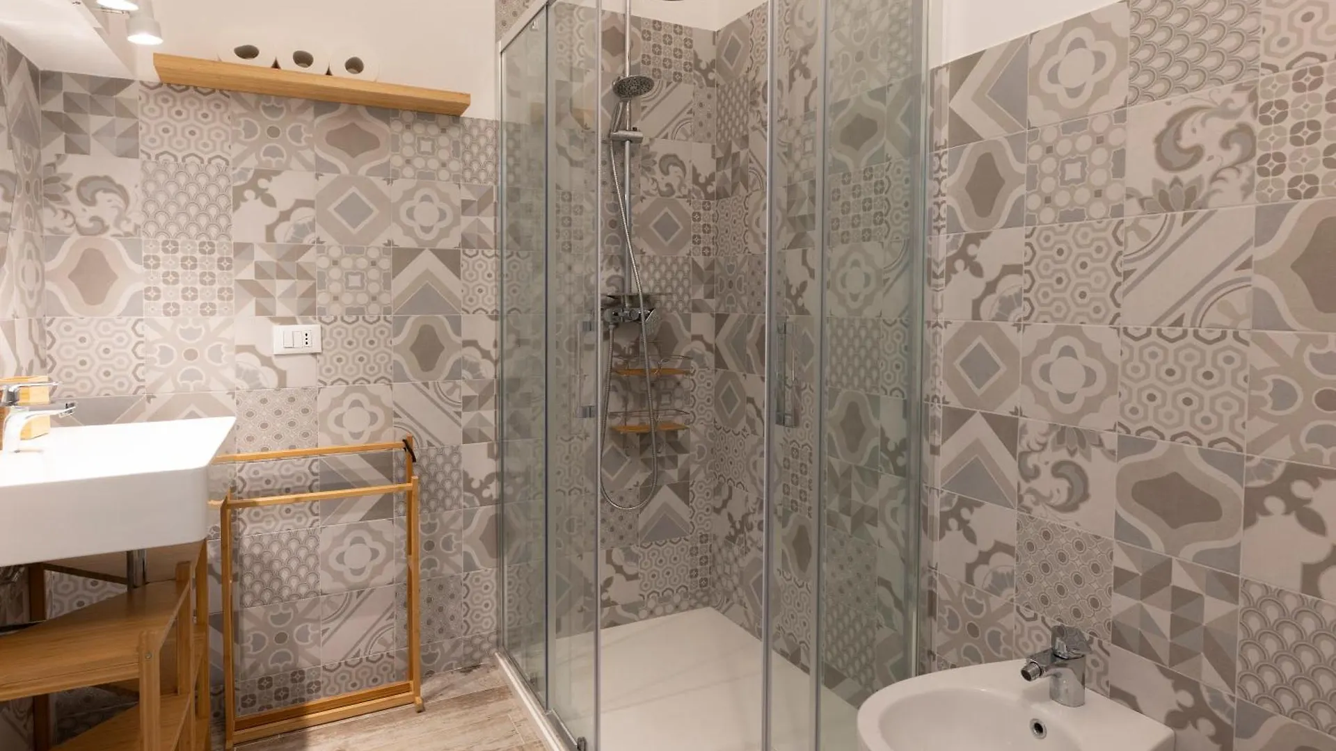 Apartment La Regina Dei Limoni - Trapani&Beach - By Host4U Italy